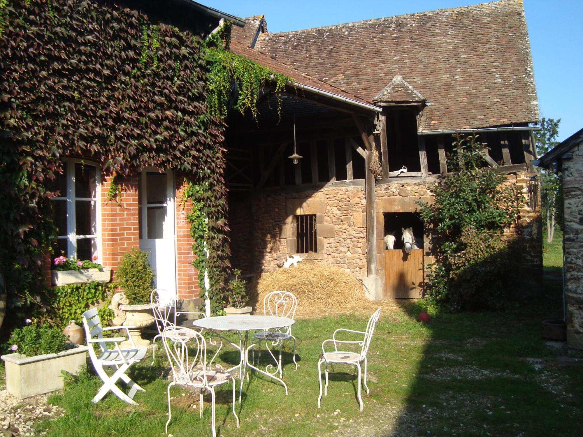 Villa La Providence à Le Noyer  Extérieur photo